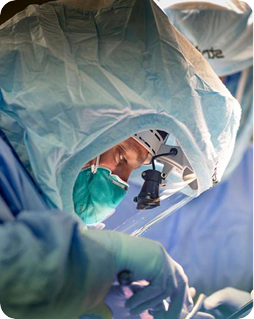 orthopaedic surgeon in operating room