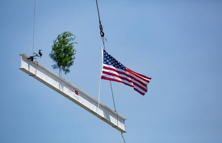 Patient Pavilion final beam installation