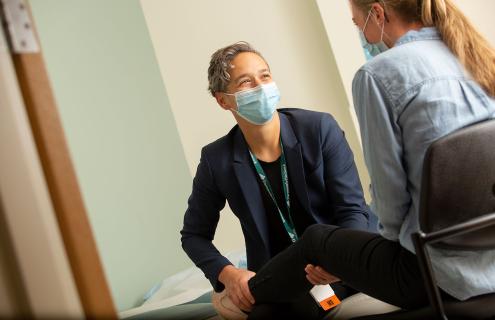 picture of dr. Gitjan with patient