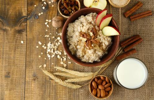 Oatmeal with heart healthy toppings