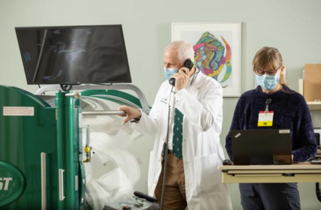 Hyperbaric medicine clinic
